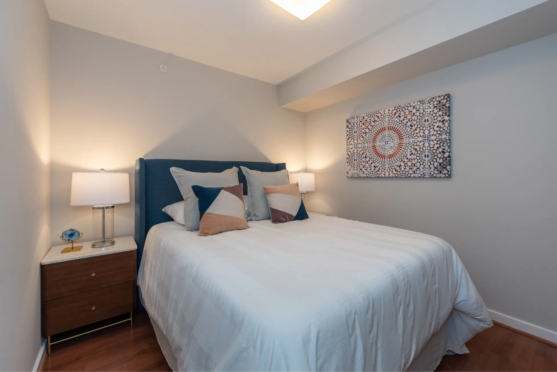 Large bedroom for you comfort